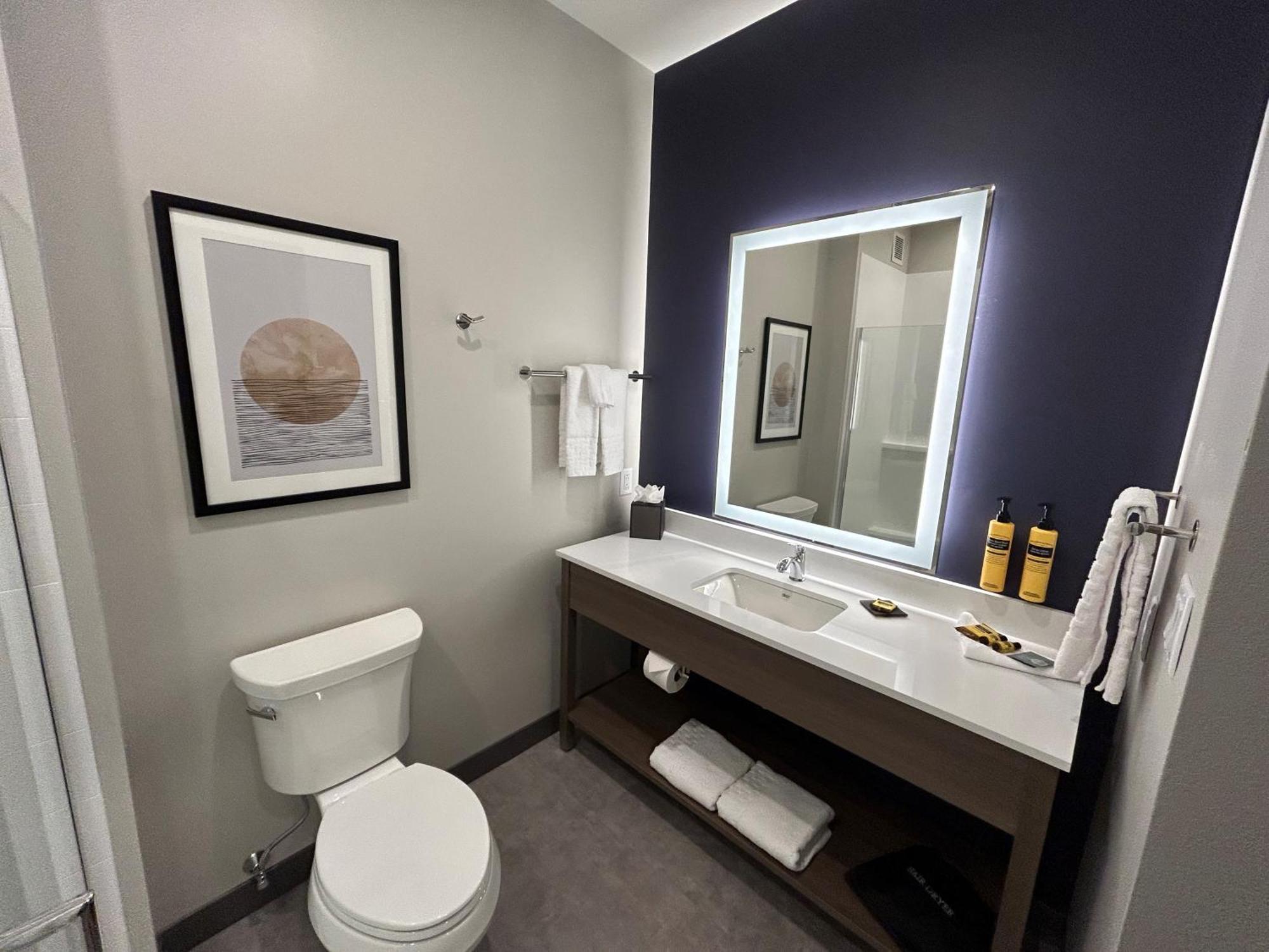 Best Western Plus Marquette Hotel & Suites Extérieur photo