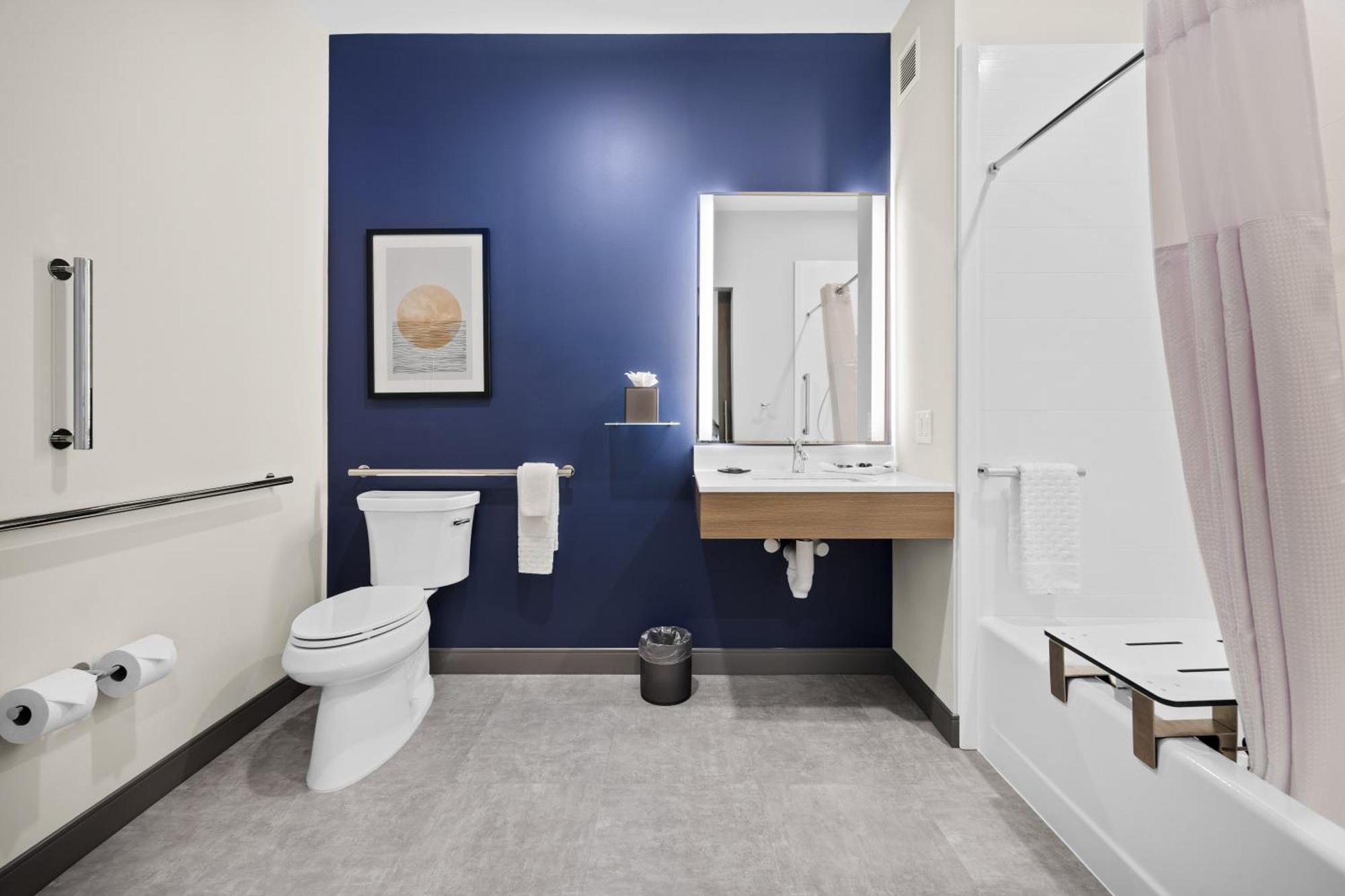 Best Western Plus Marquette Hotel & Suites Extérieur photo