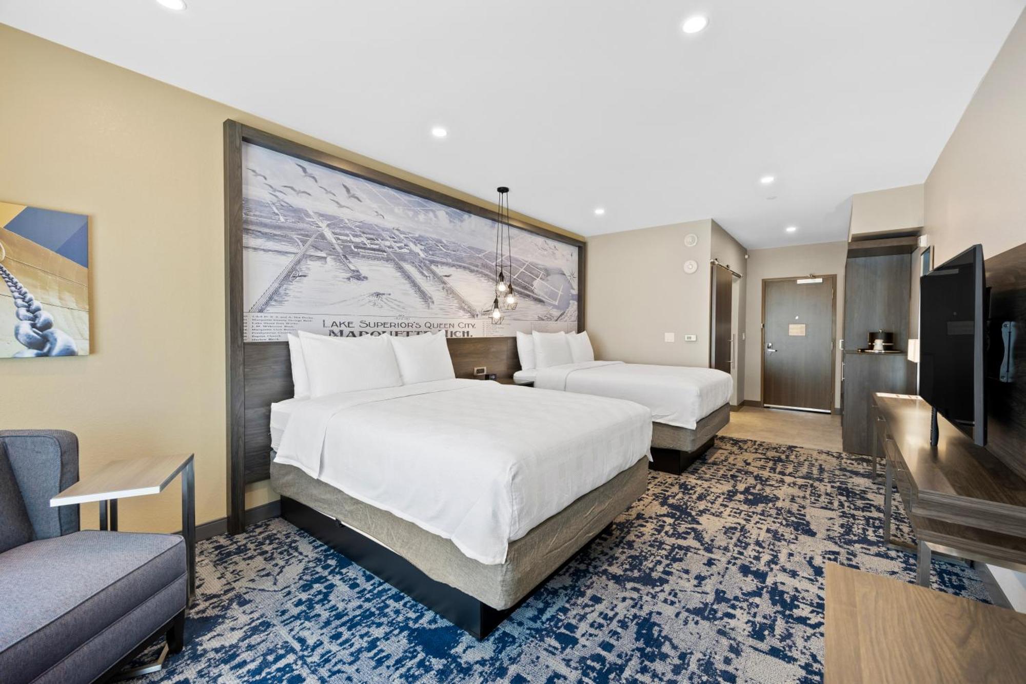 Best Western Plus Marquette Hotel & Suites Extérieur photo